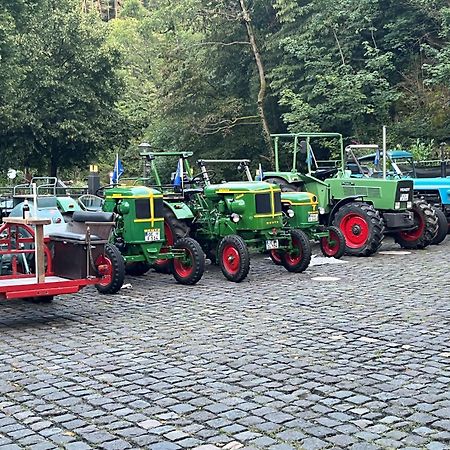 Landgasthof Zur Burg Grenzau เฮอร์-เกรนซ์เฮาเซน ภายนอก รูปภาพ